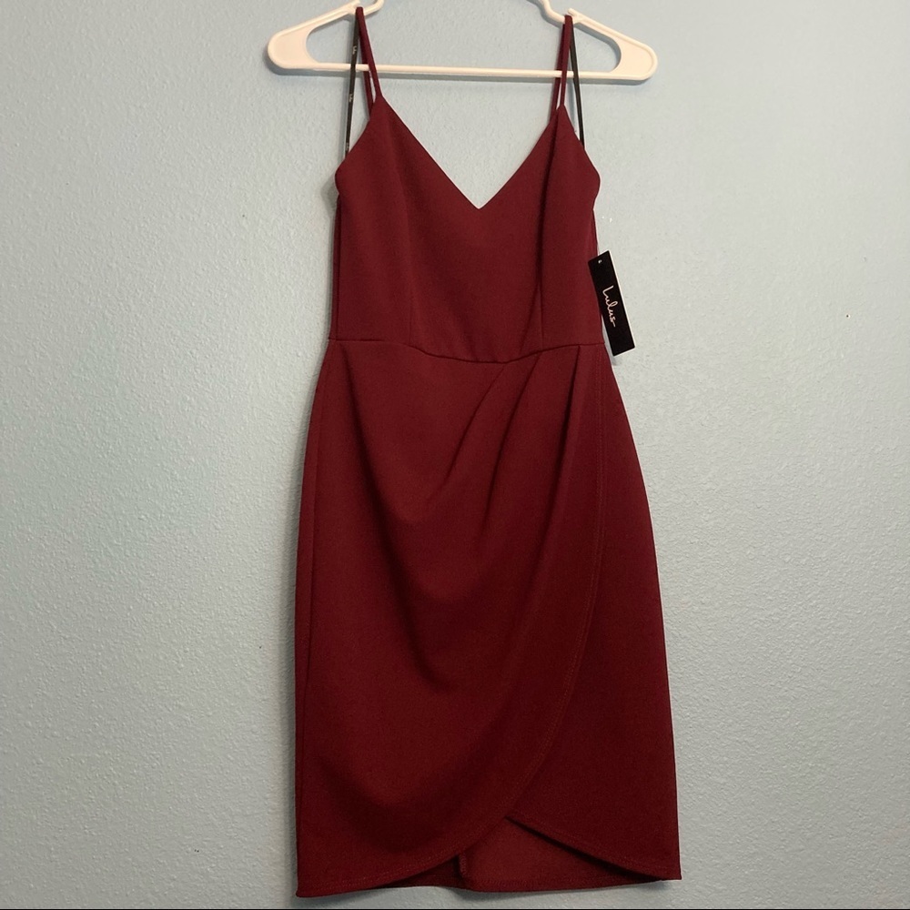 NWT Lulu’s Red BodyCon Cocktail Dress - Small